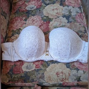 Cacique 46C (46D) bra